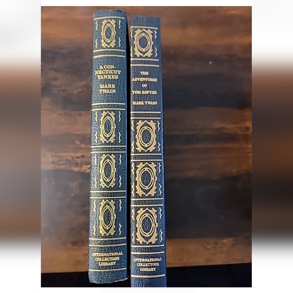 2 Mark Twain Books International Collectors Library See Description